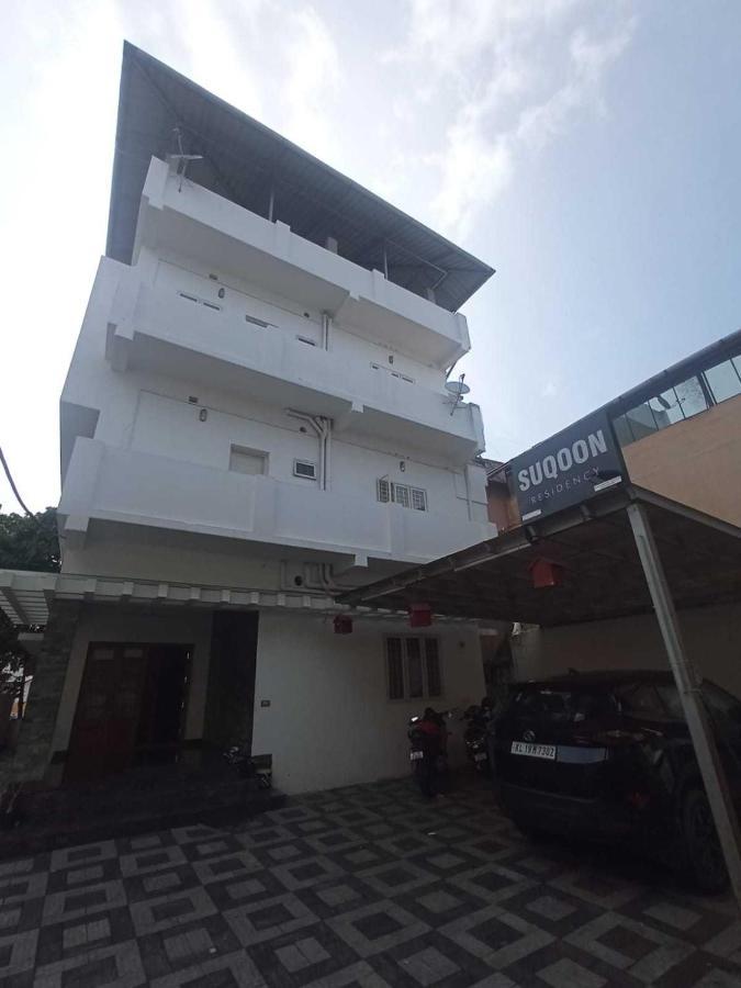 Collection O 81026 Suqoon Premium Stays Kochi Εξωτερικό φωτογραφία