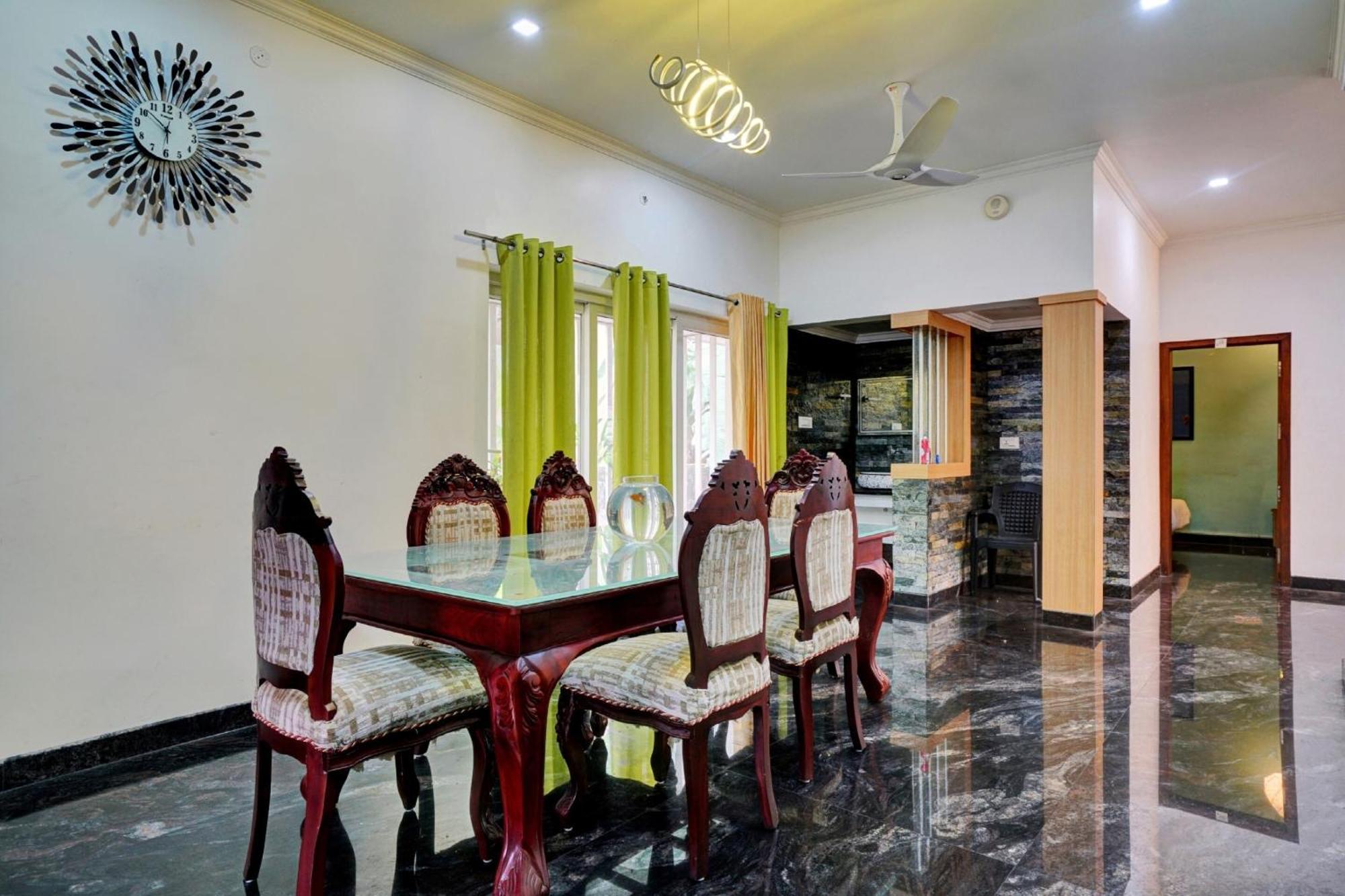 Collection O 81026 Suqoon Premium Stays Kochi Εξωτερικό φωτογραφία